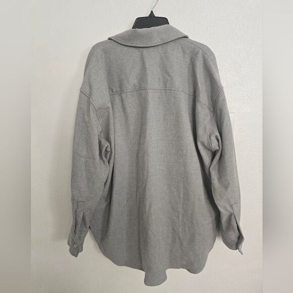 H&M Flannel Button Down Shirt In Light Gray Size Medium Oversized - Picture 8 of 11